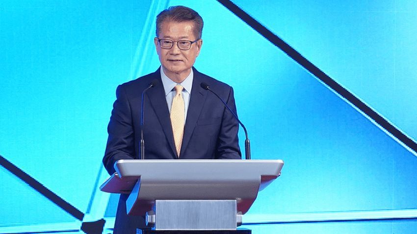 陳茂波：輸入人才計(jì)劃接獲逾47萬(wàn)宗申請(qǐng) 逾31萬(wàn)宗已獲批