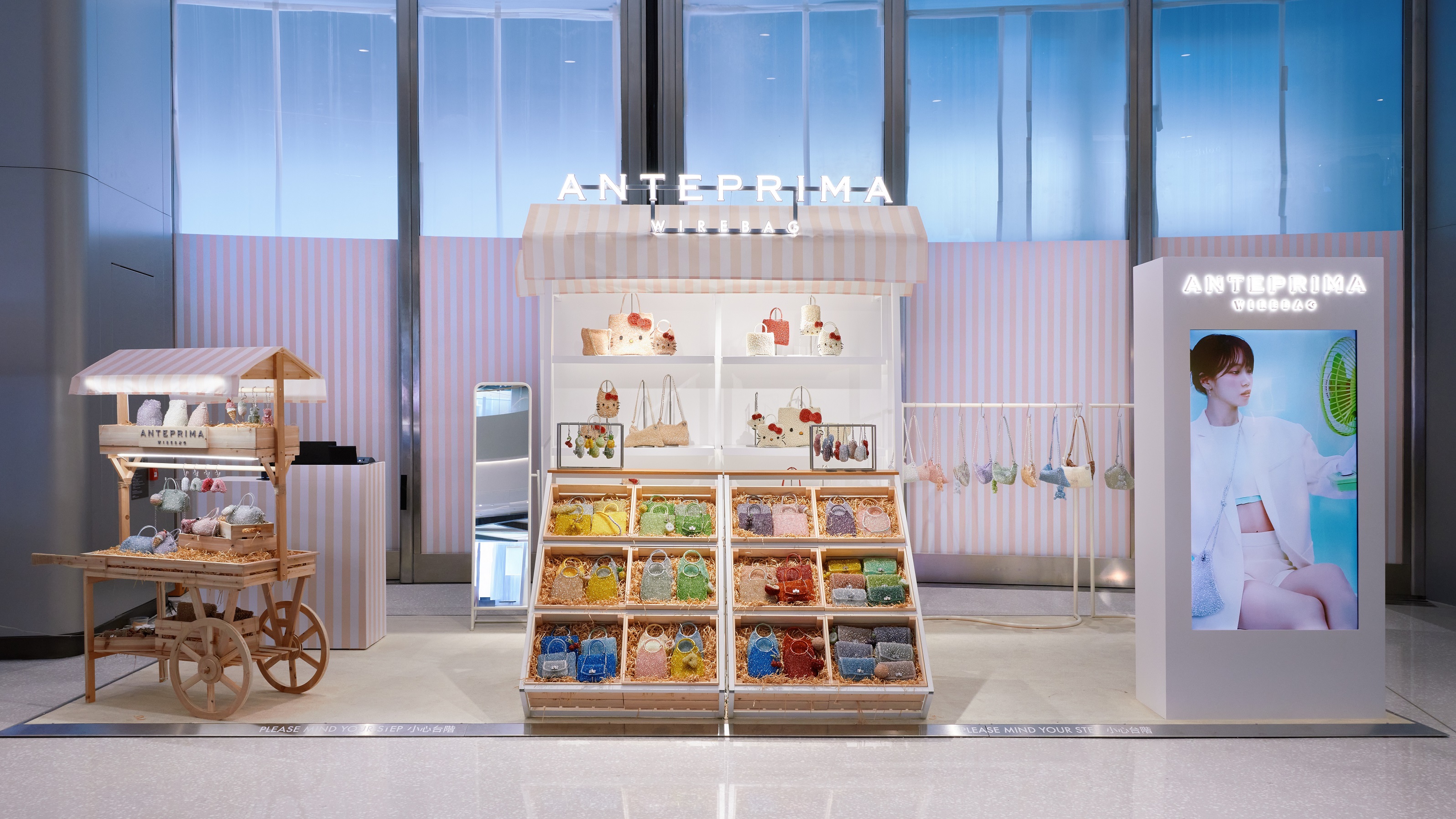 【時(shí)尚】意大利風(fēng)情市集 感受閃耀的手袋編織美學(xué)