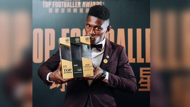 巴科爾首膺香港足球先生 陳肇鈞當(dāng)選最受球迷歡迎球星