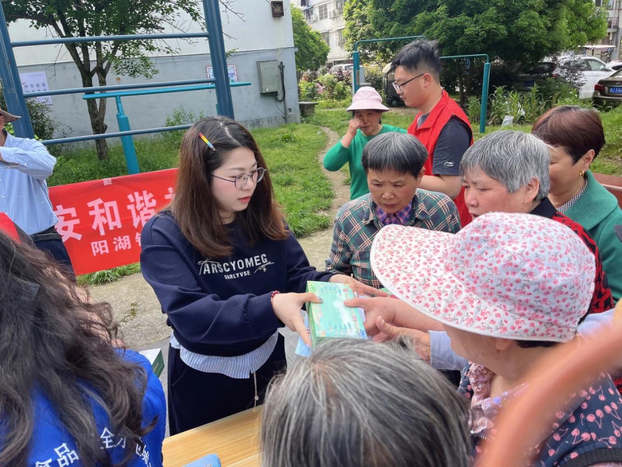 皖屯溪陽湖鎮(zhèn)：讓「民生清單」變?yōu)椤感腋Ｙ~單」