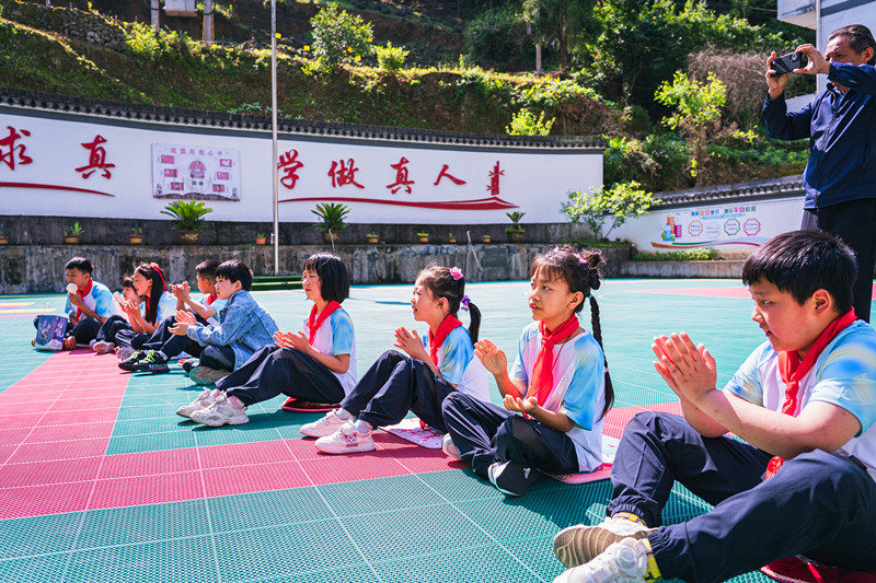 皖歙縣獅石：巧借「雙節(jié)東風(fēng)」 營(yíng)造清朗文化氛圍