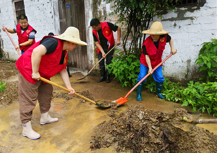 皖黟縣漁亭鎮(zhèn)：「開門教育」見行見效  民生保障有力有為