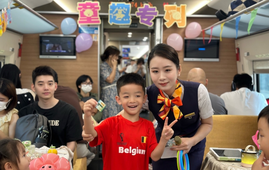 端午小長(zhǎng)假第二天 廣鐵預(yù)計(jì)發(fā)送旅客177.9萬(wàn)人次