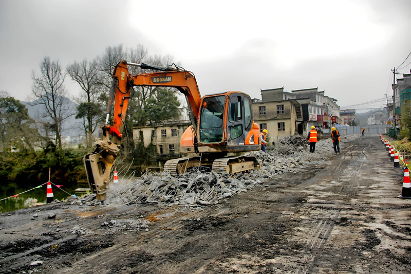「廢渣渣」變「寶疙瘩」 皖休寧公路綠色建養(yǎng)守護(hù)綠水青山