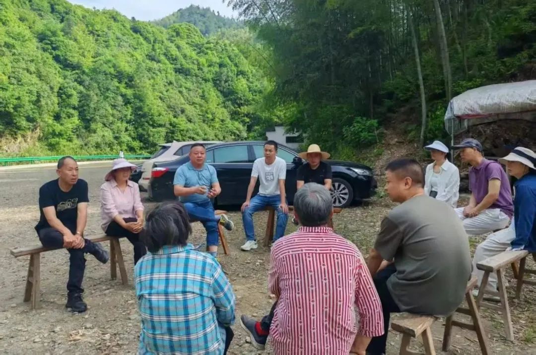 皖休寧：巧用「板凳會」 撬動「微治理」