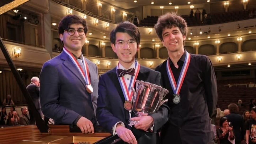 李家超祝賀沈靖韜獲國(guó)際大獎(jiǎng) 冀在港辦演出