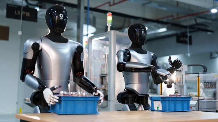 有片｜人形機器人賽道「資本寵兒」 具身創(chuàng)企魔法原子年內(nèi)訂單破千臺