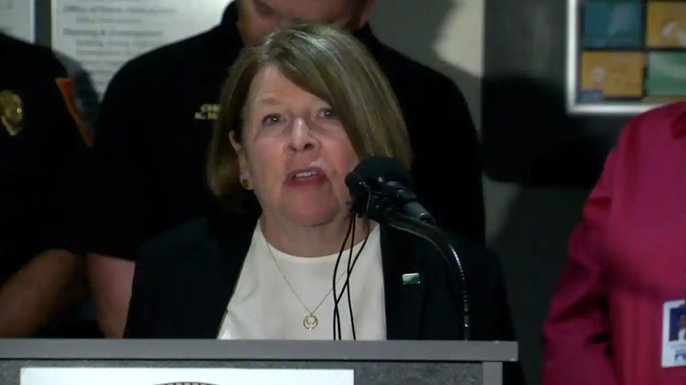 繼洛杉磯後 美國又一城市宣布實(shí)施宵禁