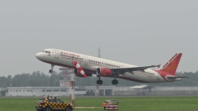 印度航空一架客機(jī)報(bào)告炸彈威脅 在泰國緊急降落