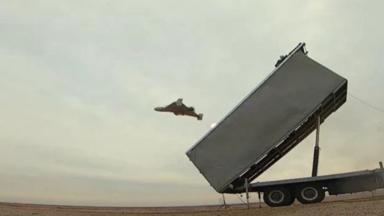 外媒：伊朗向以色列發(fā)射超百架無人機(jī)