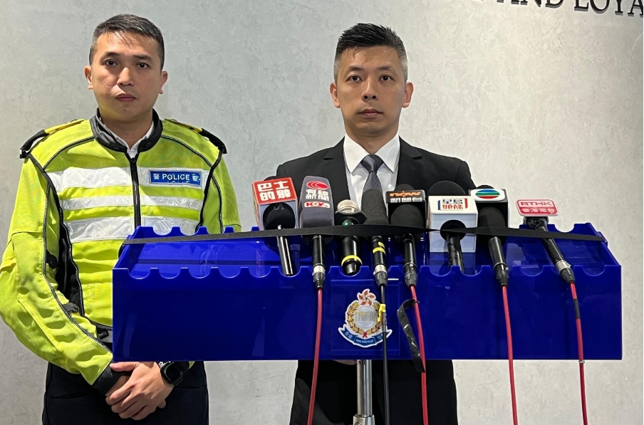 假冒警車(chē)參與非法賽車(chē) 警拘8名男子