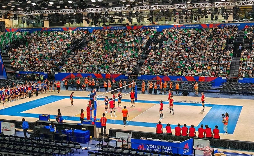 「中國女排全接觸」預(yù)熱活動啟德舉行 市民搶先看精湛球技