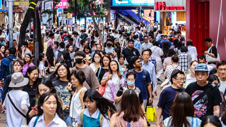 本港最新失業(yè)率微升0.1%至3.5% 建造零售地產(chǎn)業(yè)升幅相對(duì)明顯
