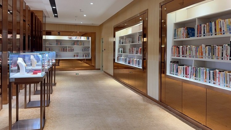 【文化】深圳首間琥珀主題圖書(shū)館正式啟用