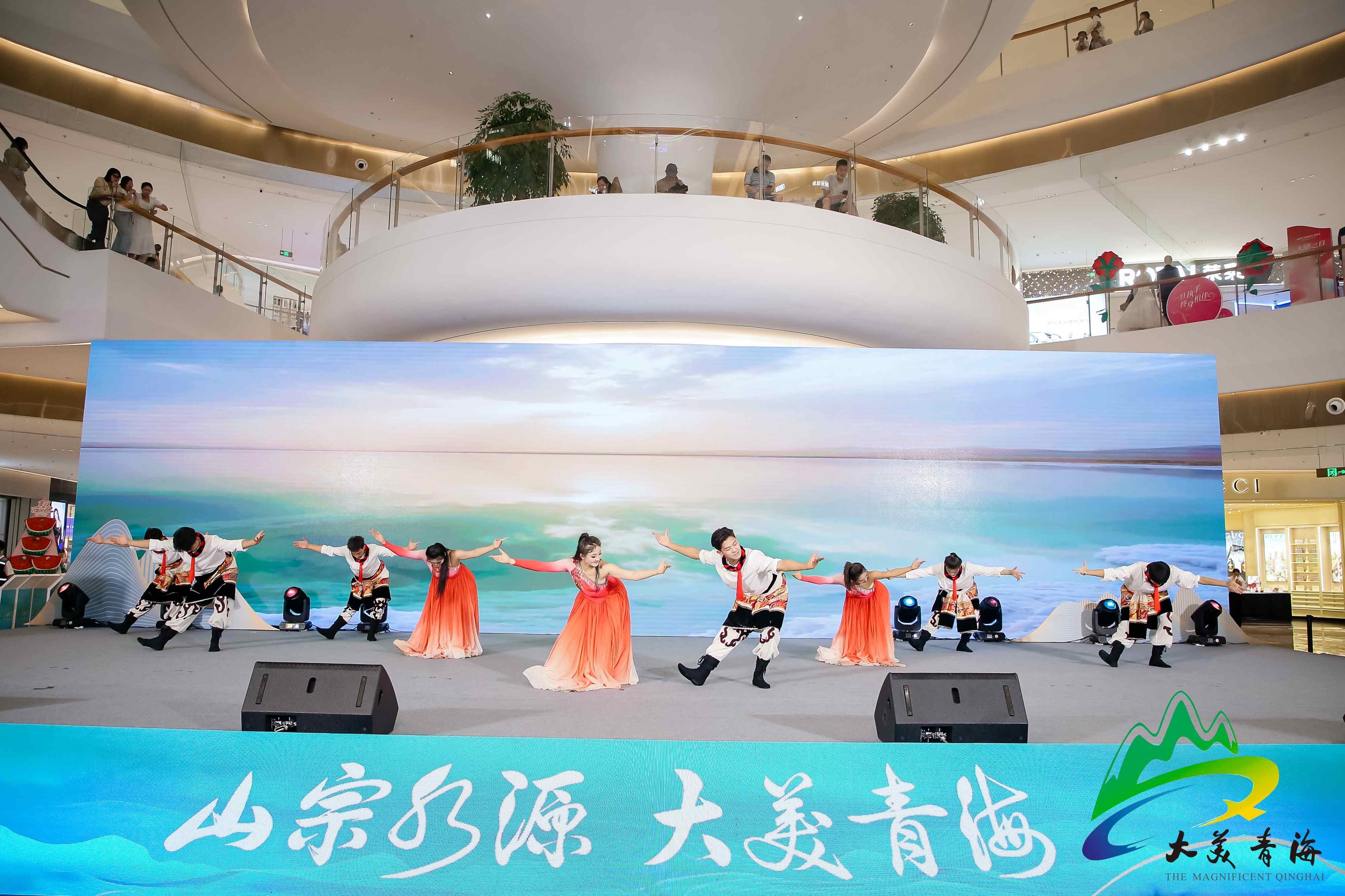 「山宗水源 大美青?！刮穆眯麄魍平榛顒幼哌M長沙