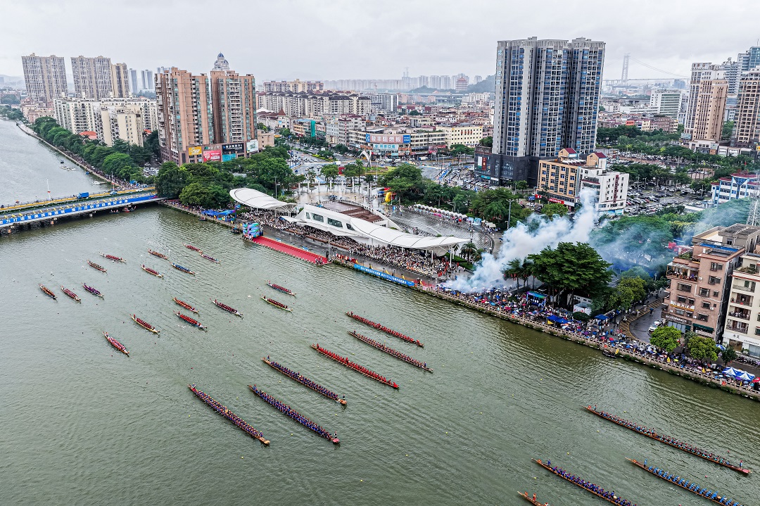 粵港澳18龍舟聚東莞上演「水上F1」  沙田主場(chǎng)作戰(zhàn)奪冠亞軍