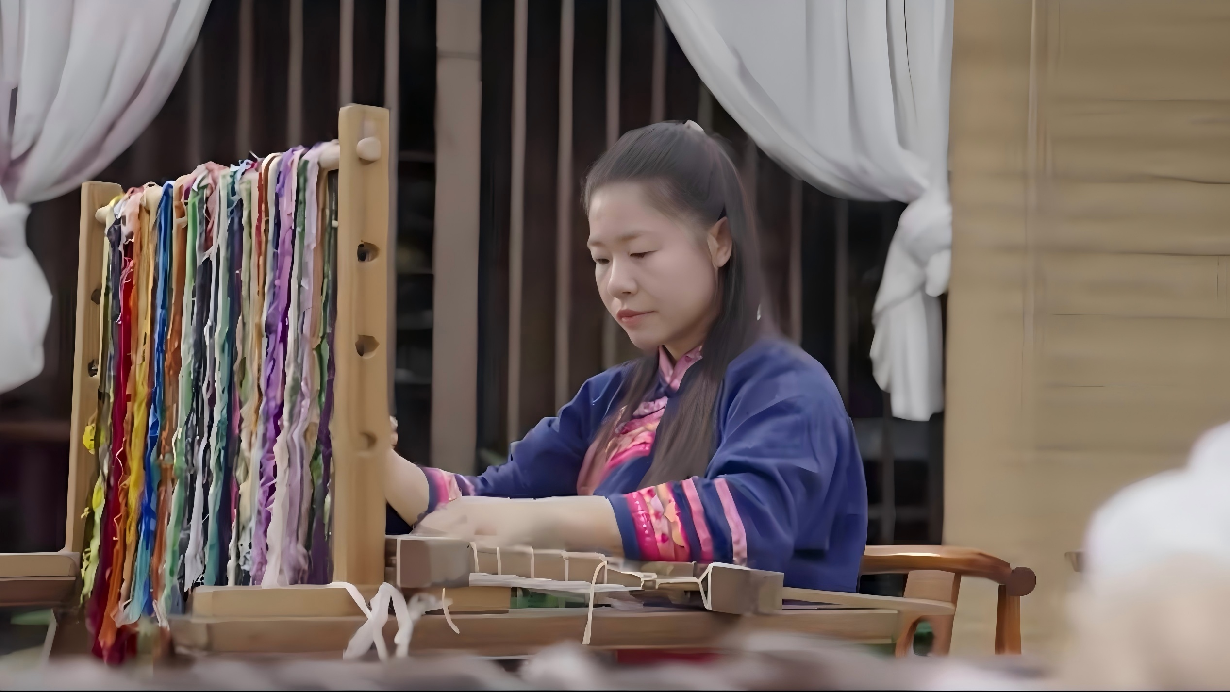  針尖舞動(dòng)卅載  非遺繡出致富新路