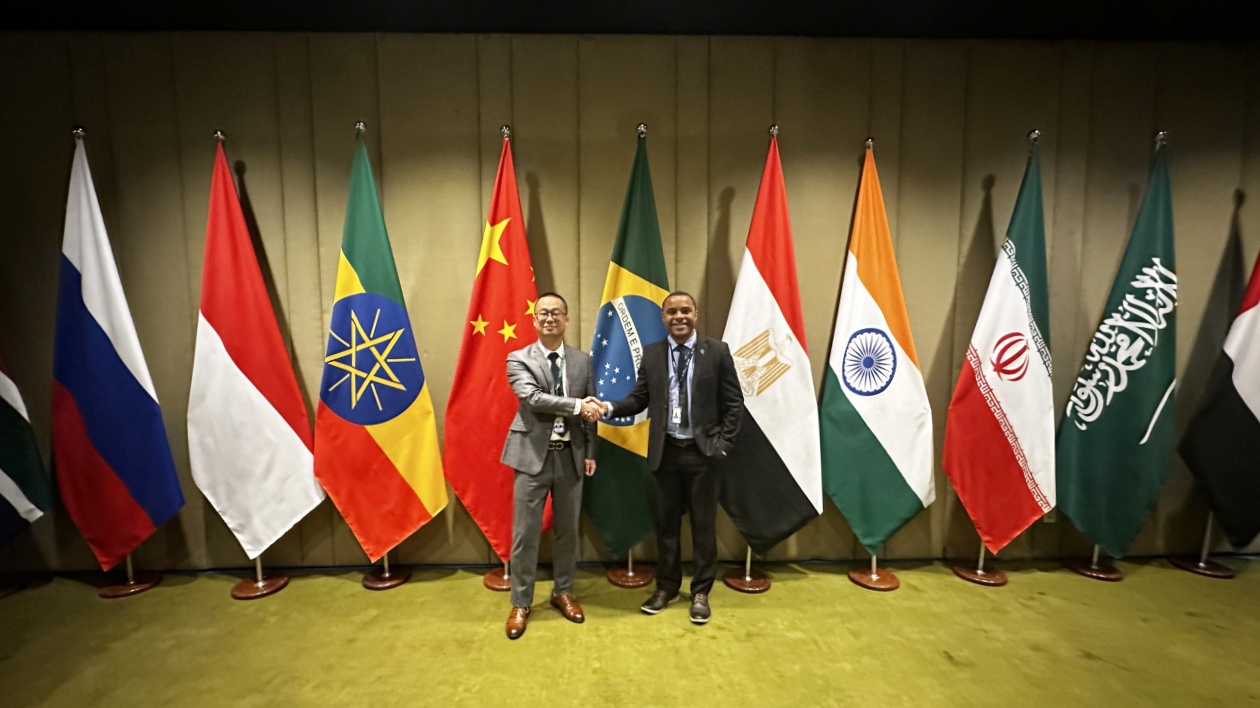 展現(xiàn)低空經(jīng)濟(jì)「中國(guó)方案」 中國(guó)青年企業(yè)家陳懇亮相金磚峰會(huì)