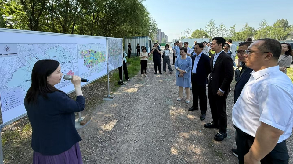 港區(qū)全國政協(xié)委員吳傑莊率隊赴京調研 推動京港共建「國際人才港」