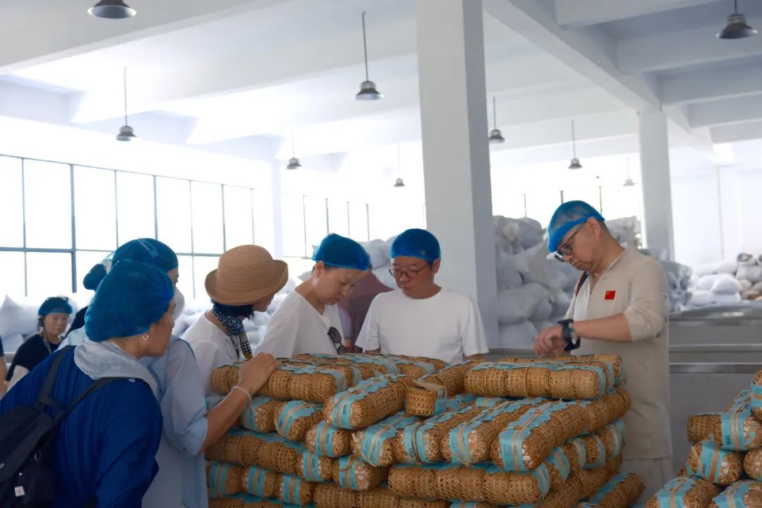 皖祁門(mén)縣：韓國(guó)學(xué)員解鎖「紅茶密碼」