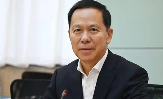 中國(guó)東方航空集團(tuán)有限公司原黨組書(shū)記、董事長(zhǎng)劉紹勇被查