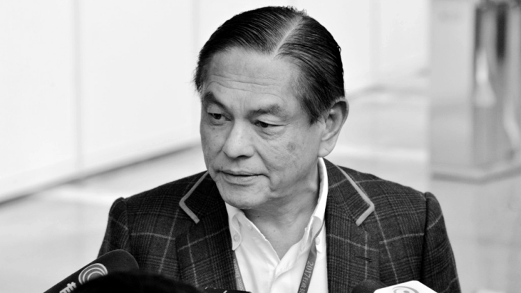 中央有關(guān)領(lǐng)導(dǎo)同志對(duì)何柱國(guó)逝世表示哀悼