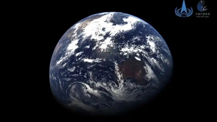 59萬(wàn)千米外！天問(wèn)二號(hào)拍攝的地月影像圖發(fā)布