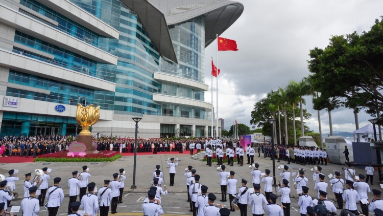 【港商時(shí)評(píng)】提供確定性 香港作典範(fàn)