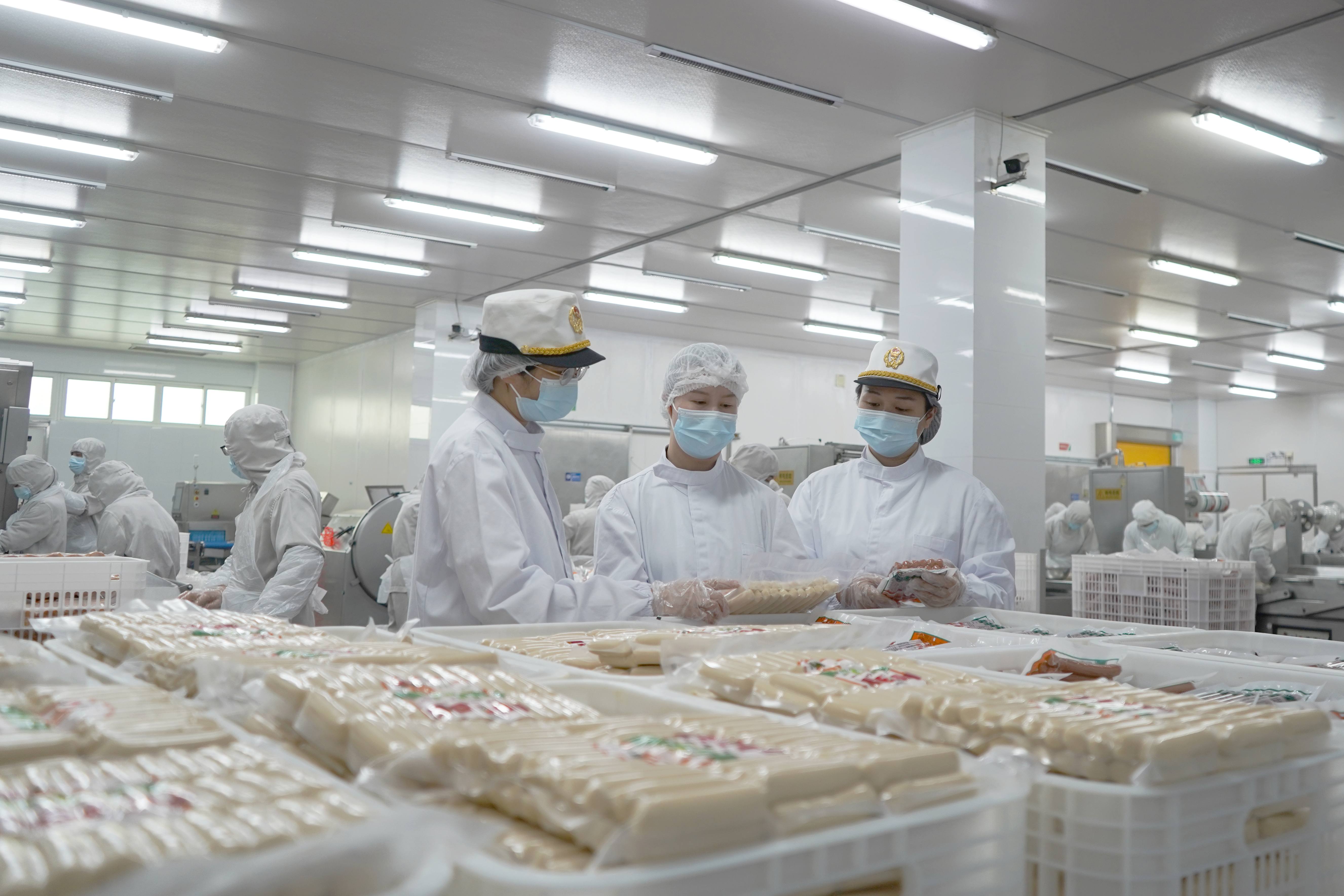 中山海關(guān)打通「快車道」 助食品企業(yè)穩(wěn)定供港