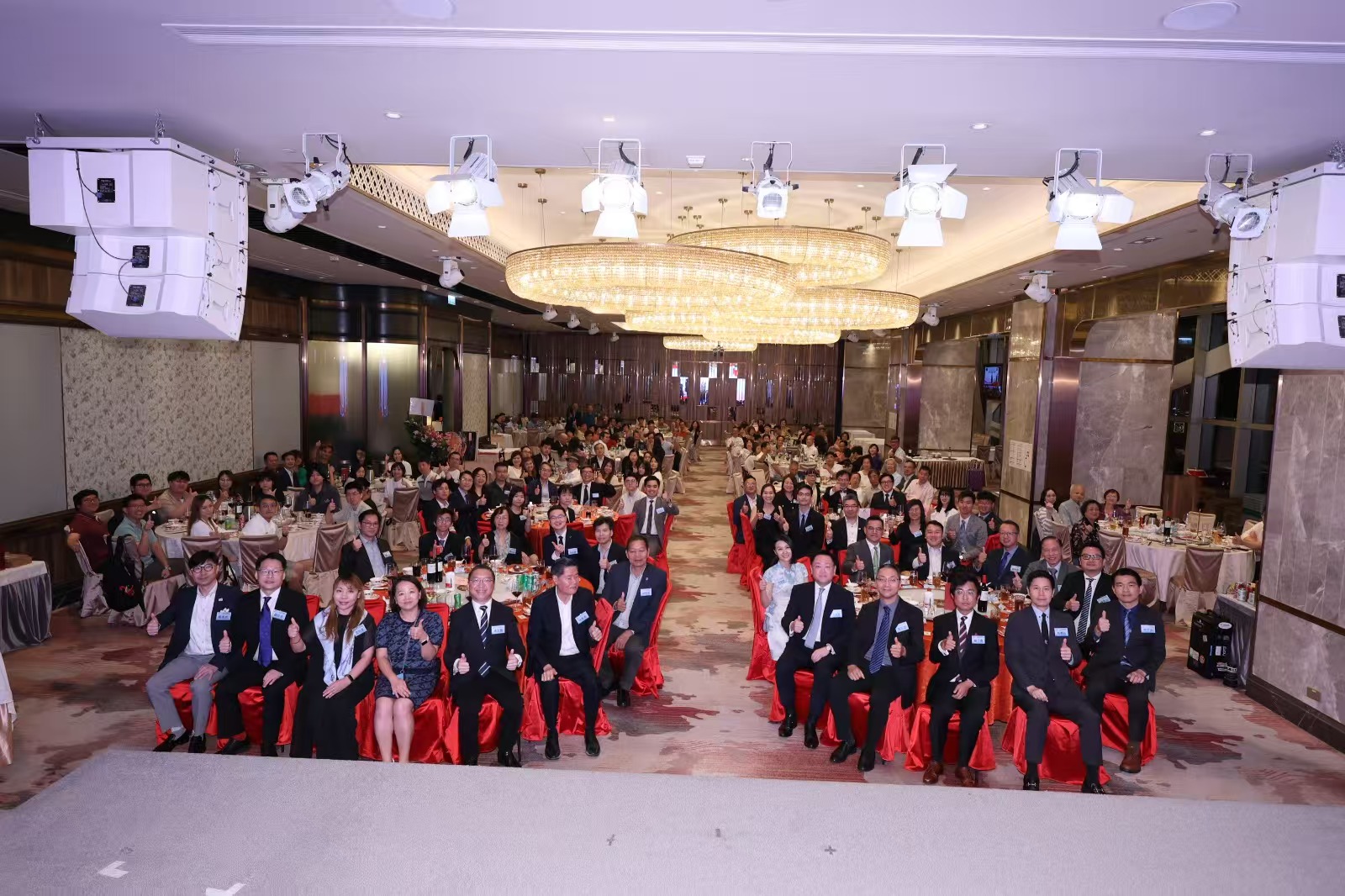 香港中山青年協(xié)會(huì)第七屆就職典禮暨慶回歸聯(lián)歡晚會(huì)舉行