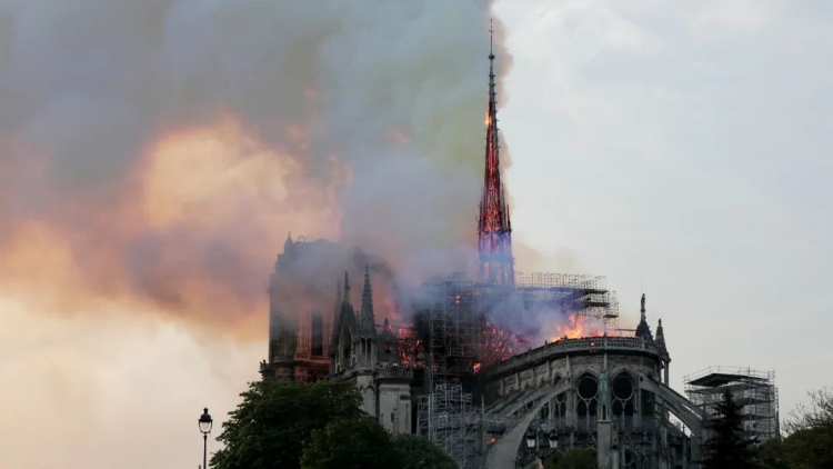 巴黎聖母院尖塔9月將重開，需網(wǎng)上預(yù)約