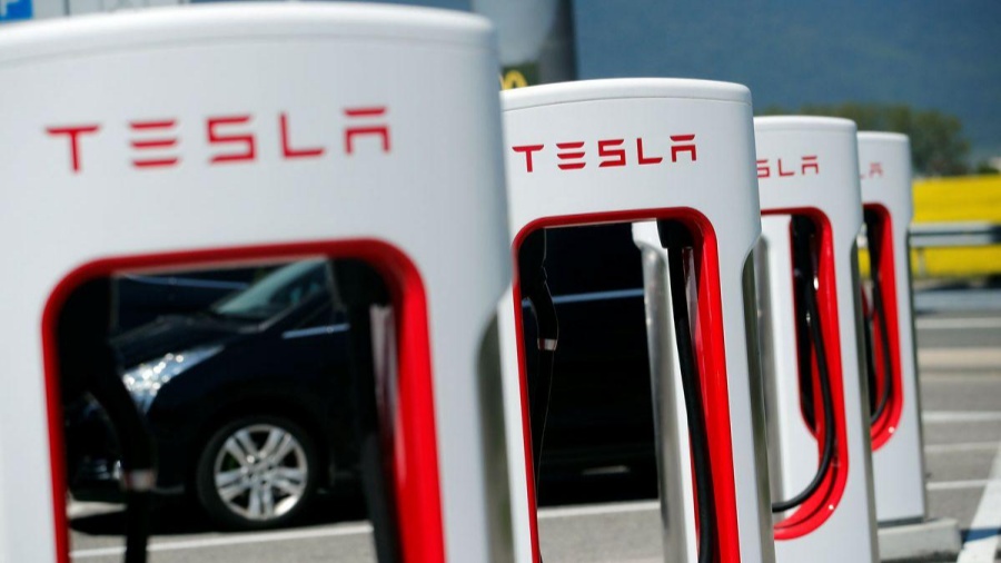 美股三大指數(shù)收盤漲跌互現(xiàn) 特斯拉跌超5%