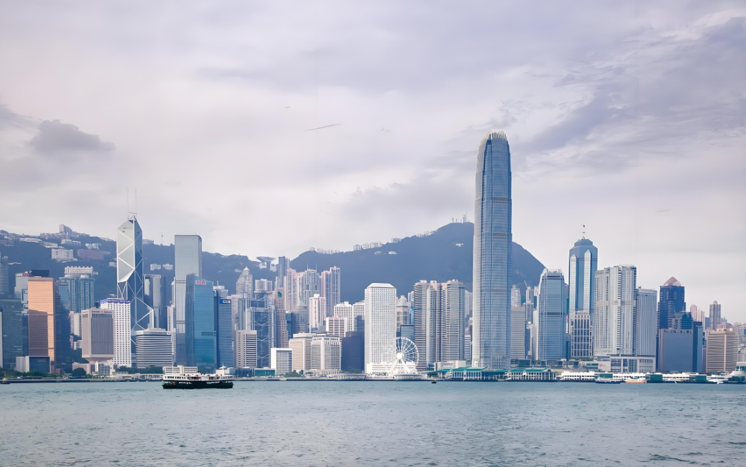 【來(lái)論】同心築夢(mèng)廿八載 團(tuán)結(jié)奮進(jìn)譜新章