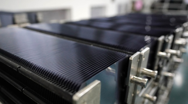 矽業(yè)分會：企業(yè)計劃減產(chǎn)挺價 矽片價格有望觸底