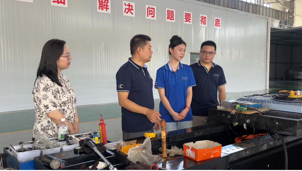 皖屯溪區(qū)：打好高校畢業(yè)生就業(yè)「組合拳」