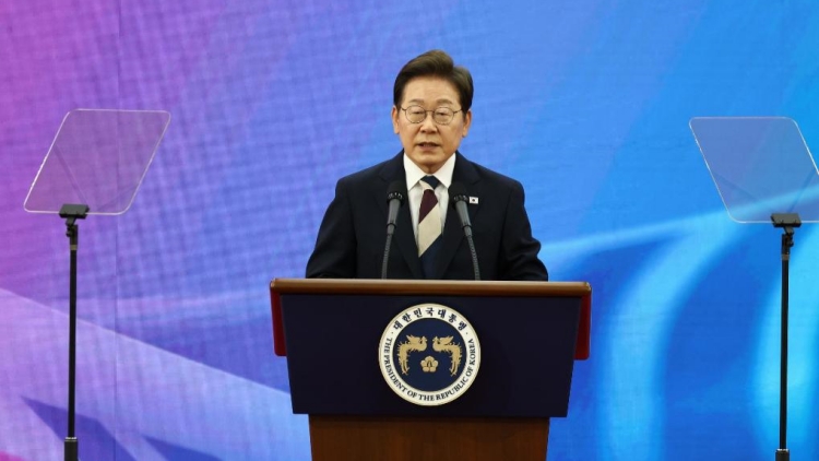 民調(diào)：韓國(guó)總統(tǒng)李在明執(zhí)政首月支持率為65%