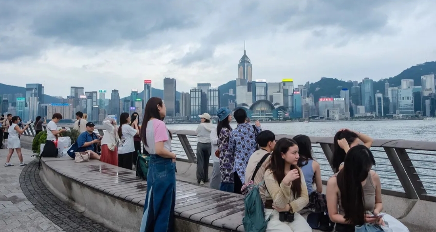 天文臺：一號戒備信號至少維持至6日下午初時