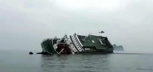 印尼沉船事故死亡人數(shù)升至10人 另有25人失蹤