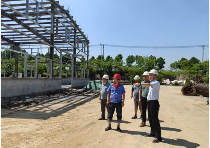 安巢經(jīng)開區(qū)強(qiáng)化夏季高溫施工安全 確保項(xiàng)目平穩(wěn)推進(jìn)