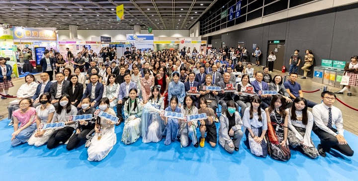 內(nèi)地香港新世代協(xié)進(jìn)會舉辦「設(shè)計(jì)時尚漢服培訓(xùn)課程」