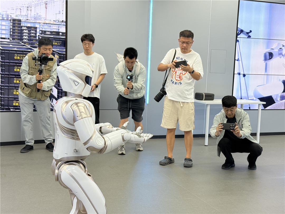 【灣區(qū)媒體無錫行】無錫攜手大灣區(qū)共探機(jī)器人創(chuàng)新與產(chǎn)業(yè)協(xié)作新路徑