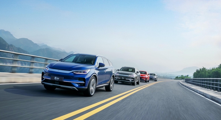 上半年中國汽車產(chǎn)銷量首次雙超1500萬輛