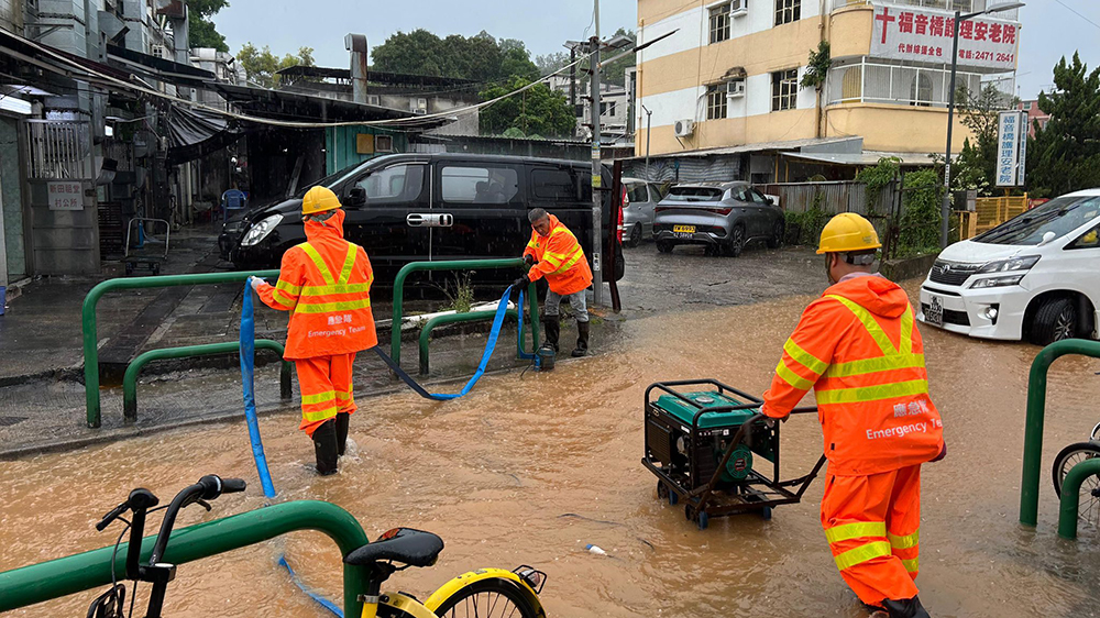 渠務(wù)署確認(rèn)5宗水浸個(gè)案 派遣逾百隊(duì)人員清理及巡查