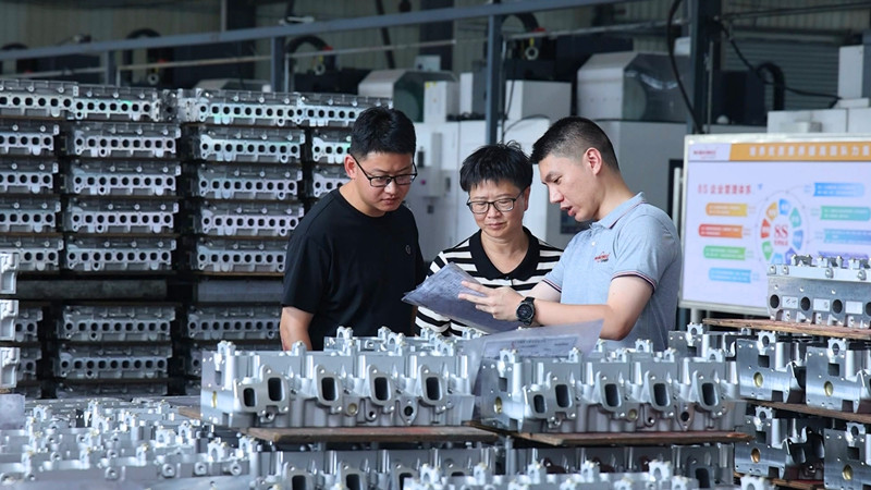 皖歙縣：「徽動全球」外貿(mào)行 「借展出?！箵層唵? title=