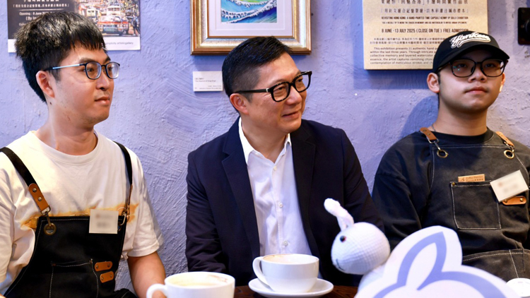 「一杯咖啡重啟佢嘅人生」 鄧炳強：冀更多企業(yè)支持更生青年及殘疾人士