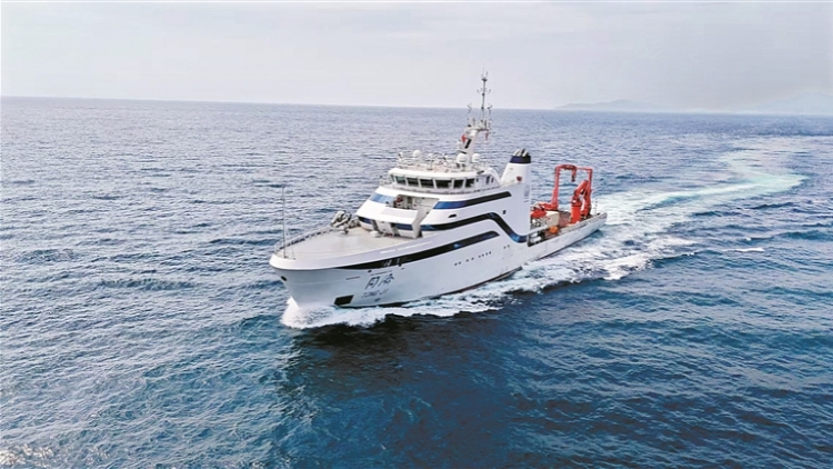 廣州造「同濟(jì)」號(hào)正式交付 為我國(guó)首艘海洋級(jí)智能科考船