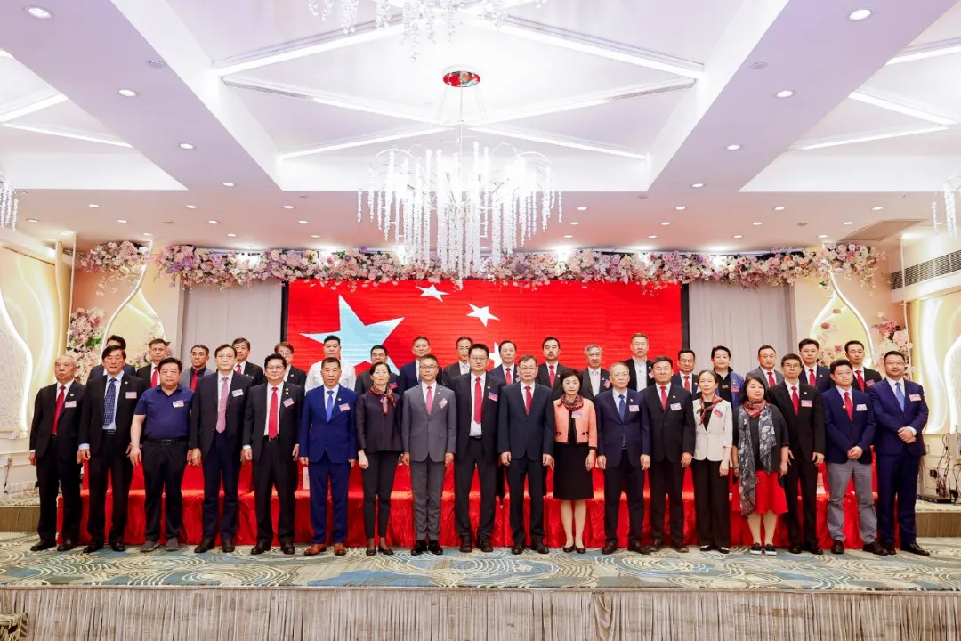 香港山東商會聯(lián)合總會第九屆理事會就職