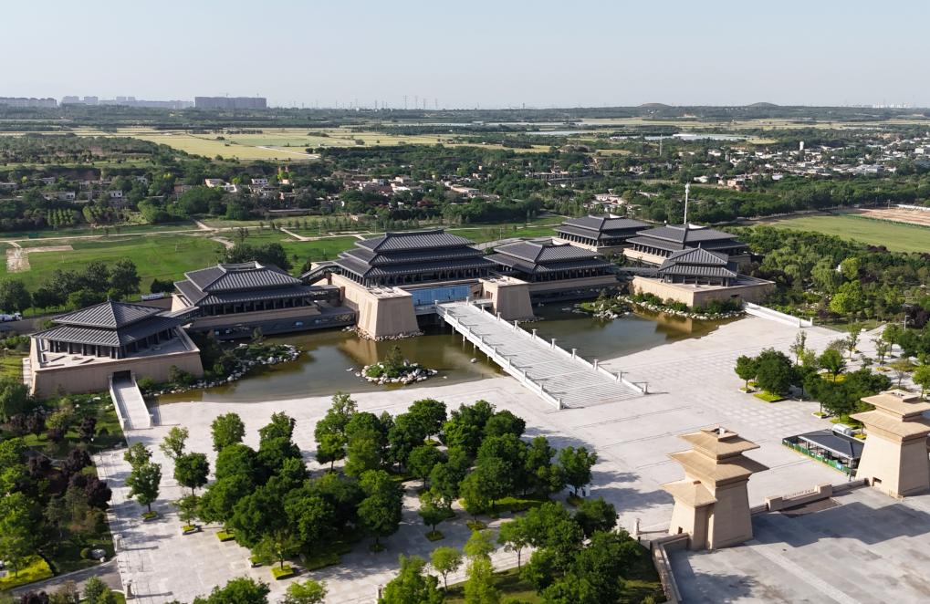 AI時代生態(tài)共生引領(lǐng)文旅創(chuàng)新未來