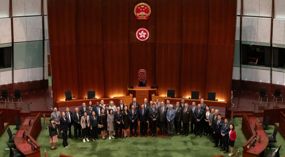 梁君彥：與駐港領(lǐng)事共聚 積極拓闊國際「朋友圈」