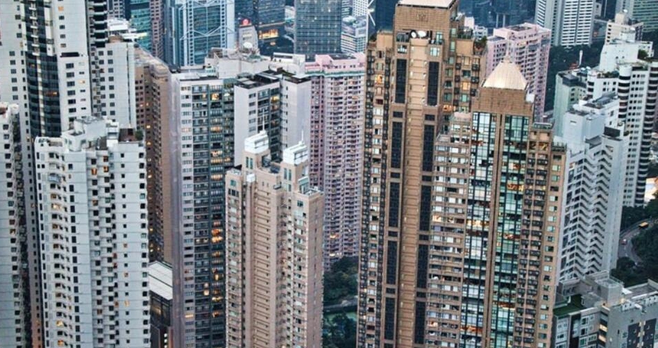 【來論】從「三無大廈」到「聯(lián)廈聯(lián)管」——樓齡漸高風險增 制度漸健守安全